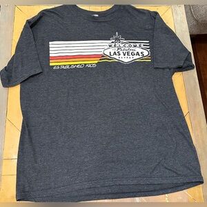 Welcome To Fabulous Las Vegas T Shirt Mens Large Gray Graphic Tee Nevada Casino